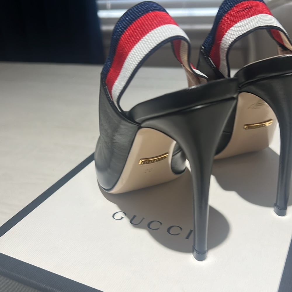 Gucci - Picture 3 of 8